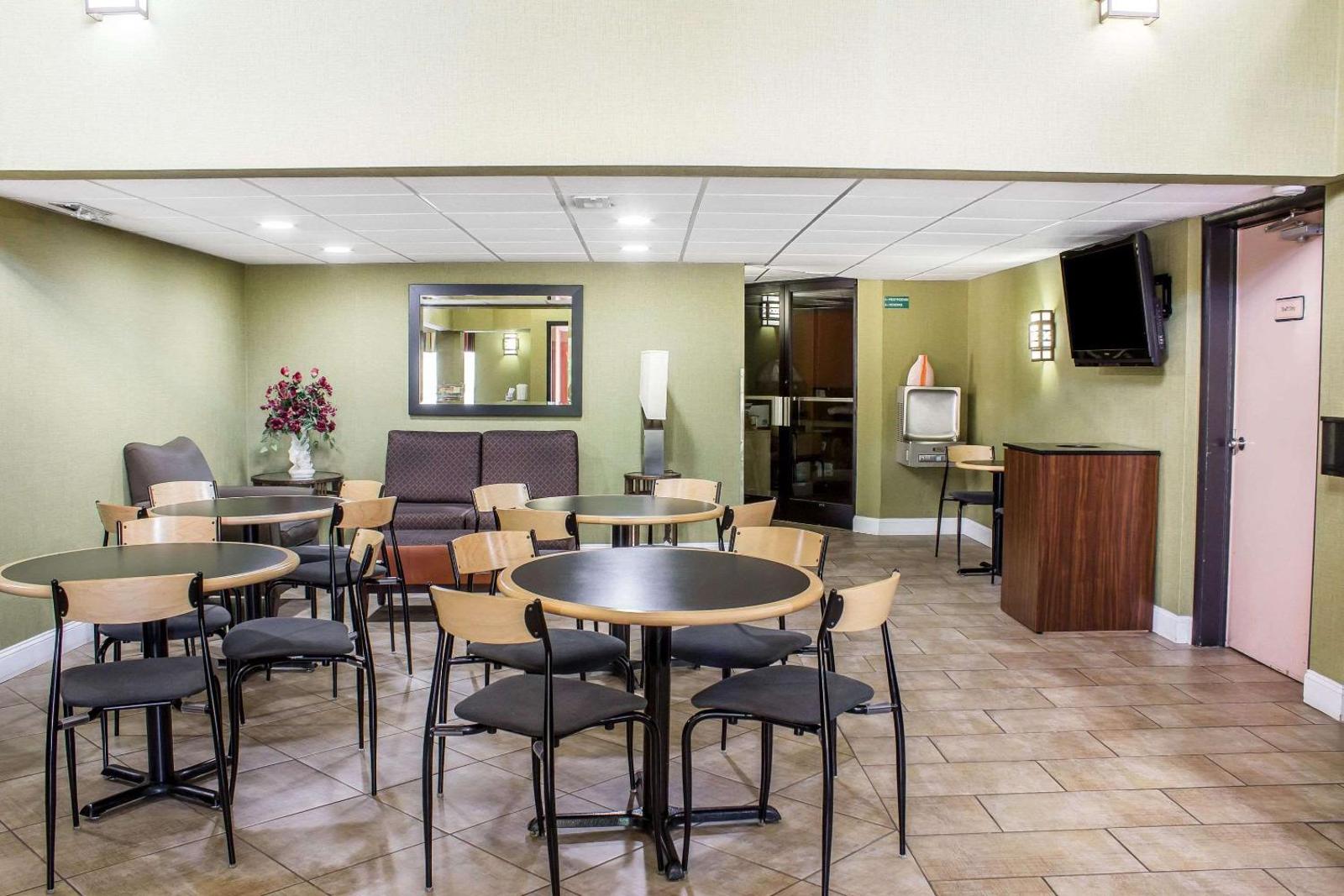 Quality Inn Selma Main image 2